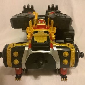 Vintage transformer-type convertible robot vehicle toy